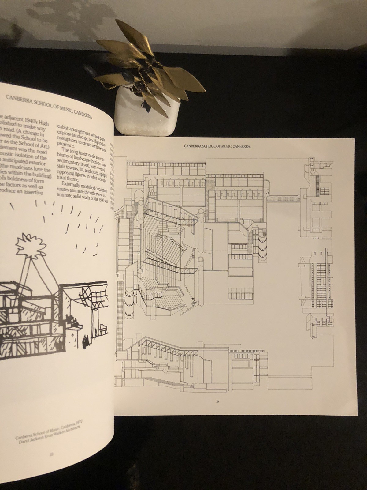 Daryl Jackson Architecture Drawings And Photographs M 1984 First Ed/F.Pr. SC VG
