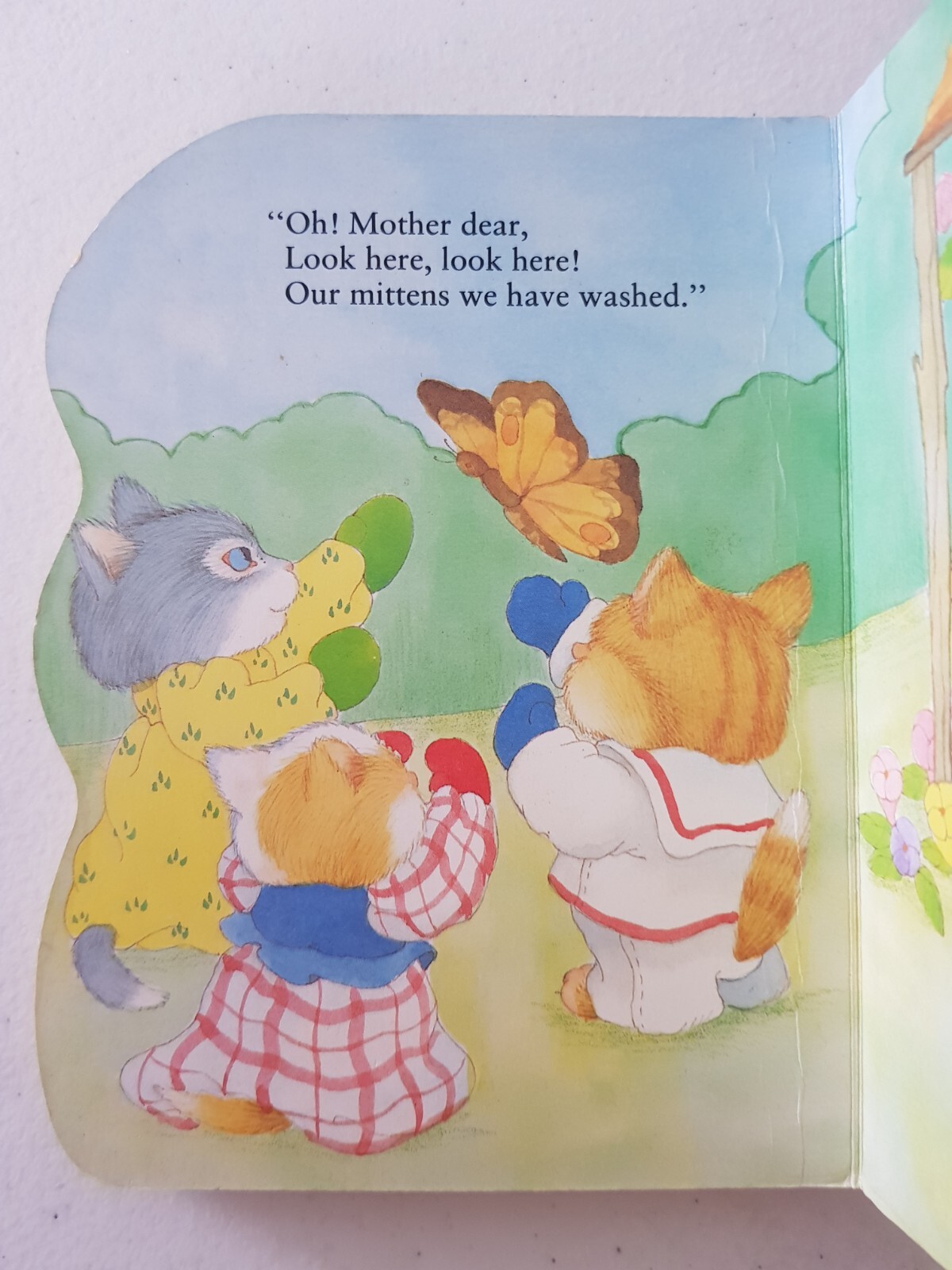 Pudgy Pal Board Book – The Three Little Kittens 1996 Dot Stott